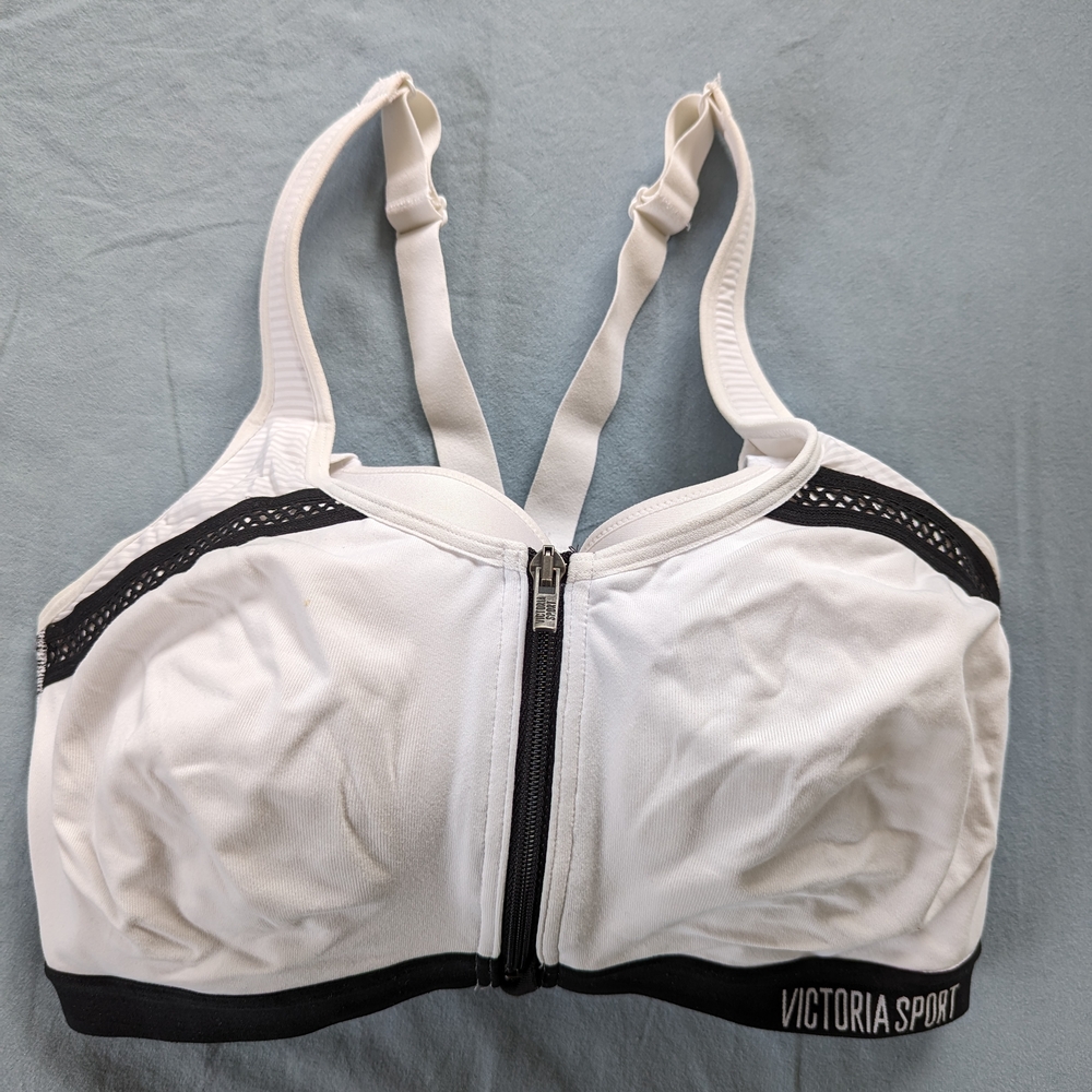 Victoria's Secret Sports Bra (34DDD)